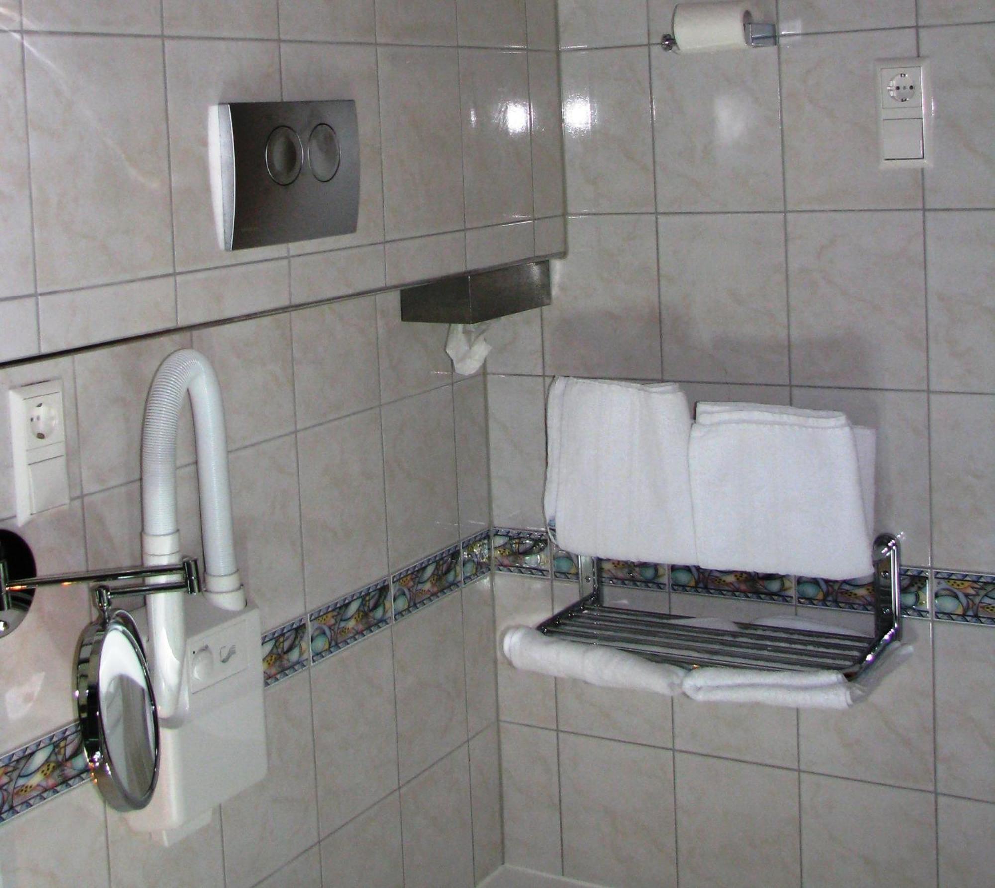 Wellnesshotel & Restaurant Hexenschopf لوفنغن المظهر الخارجي الصورة