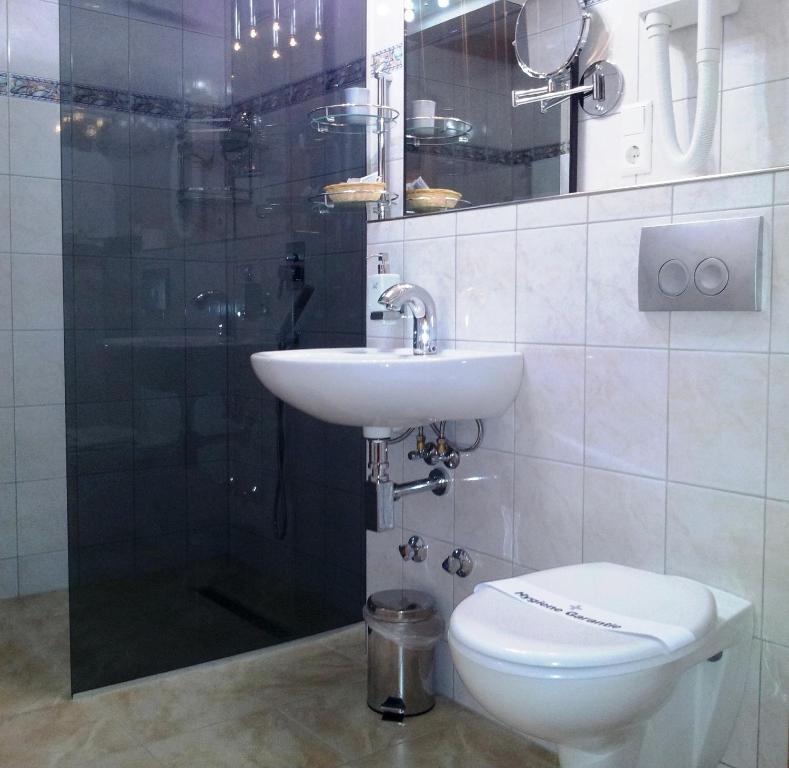 Wellnesshotel & Restaurant Hexenschopf لوفنغن المظهر الخارجي الصورة